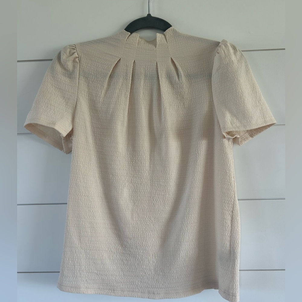 Cream Textured Short Sleeve Blouse